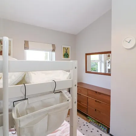 The Sleepy Shell Ballydavid