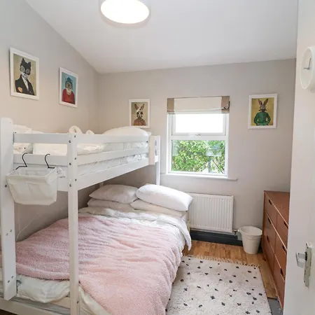 The Sleepy Shell Ballydavid